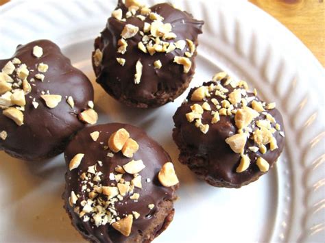 Chocolate Peanut Butter Donut Holes Peanut Butter Recipes Homemade