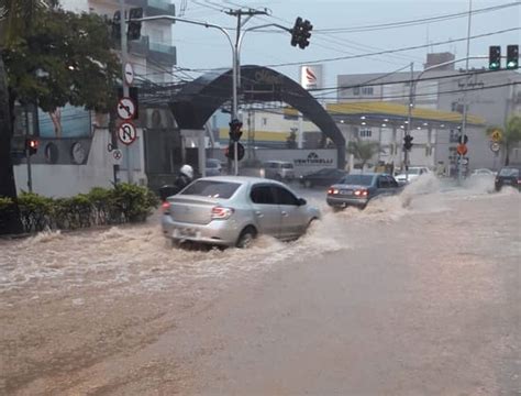 Chuva forte causa alagamentos de vias em Sorocaba Sorocaba e Jundiaí G1