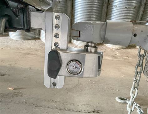 Trailer & Towing Tech: How to Hook Up Painlessly with Weigh Safe