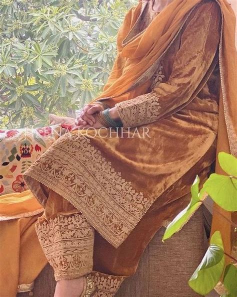 Trendy Wears Online On Instagram In Velvet Pakistani Dress