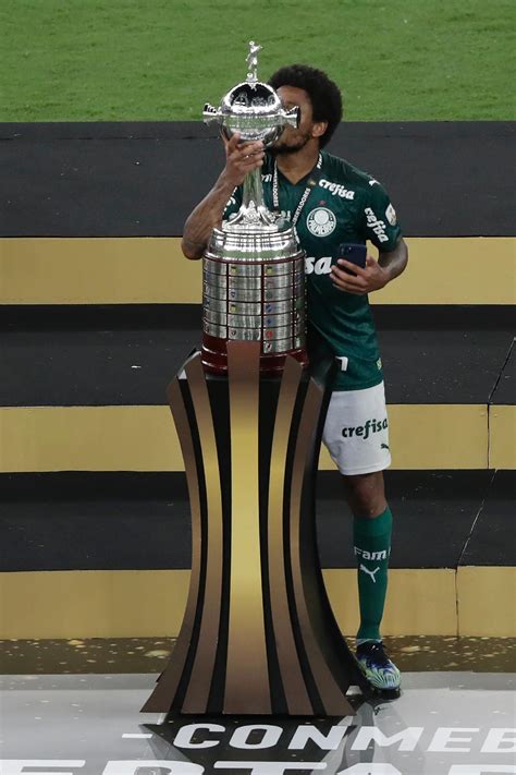 ÁGUA NOVA Rumo ao Futuro Palmeiras ganha R 122 milhões por título