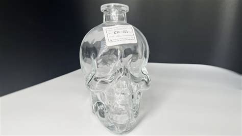 Custom Ml Special Shaped Whiskey Liquor Bottle Skull Glass Bottle