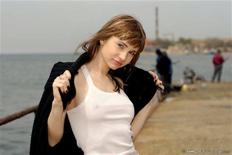 Erect Nipples In Clothes Pokies Porn Pictures Xxx Photos Sex Images Page Pictoa