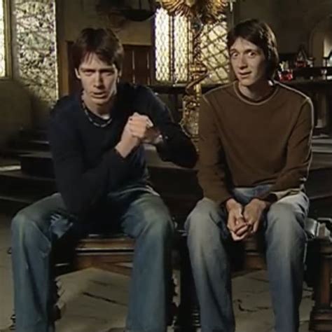 James And Oliver Phelps Actores De Harry Potter Fotos De Harry