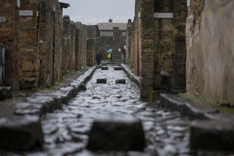 Newly Restored House In Pompeii Offers Glimpse Of Elite Life Photos