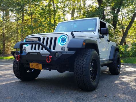 Jeep Wrangler Wheel Offset Aggressive Outside Fender Stock