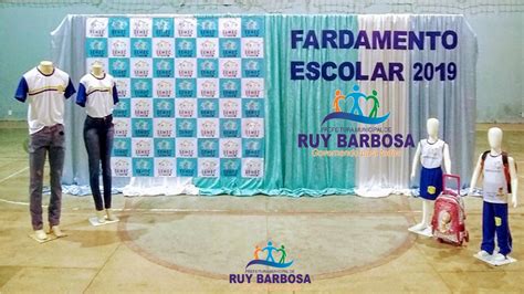 Ruy Barbosa Em A O Pmrb E Semec Promovem Entrega De Uniforme