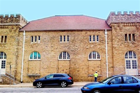 Guided Walking Historian Tour In Downtown Durham