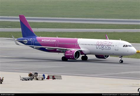 Aircraft Photo Of HA LVK Airbus A321 271NX Wizz Air AirHistory