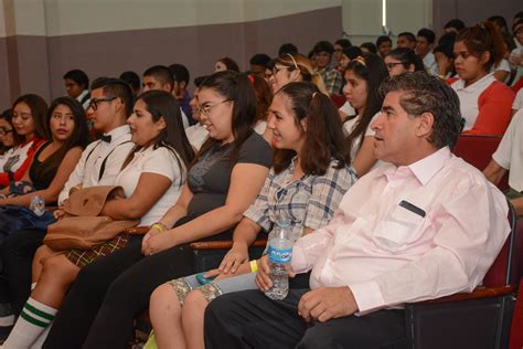 Estudiantes Del Plantel Mexicali Disfrutan De La Lectura En Voz Alta