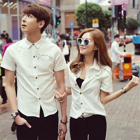 Gambar Baju Kemeja Putih Couple