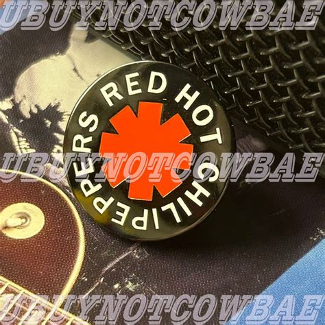 Red Hot Chili Peppers PHCP 嗆辣紅椒 樂團 放克 另類搖滾 龐克搖滾 搖滾 別針 徽章 胸針 蝦皮購物