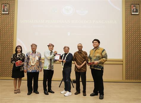 Sosialisasi Pembinaan Ideologi Pancasila Pendidikan Karakter Mahasiswa