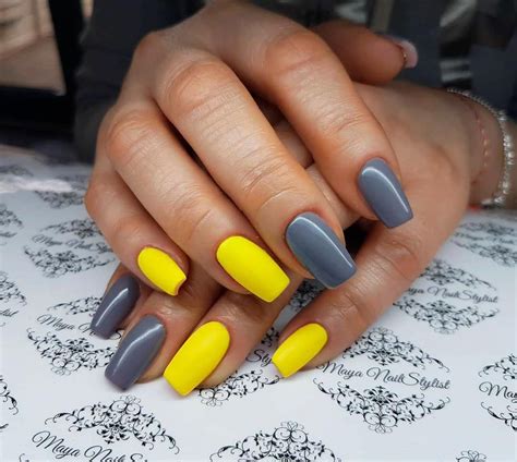 Cute Yellow And Grey Nail Designs For Summer 2019 Yellownails Grey