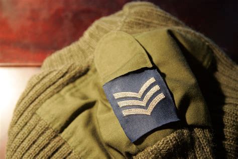 Proper Placement Slip On Rank Patches On Army Uniforms Explained Army Uniform