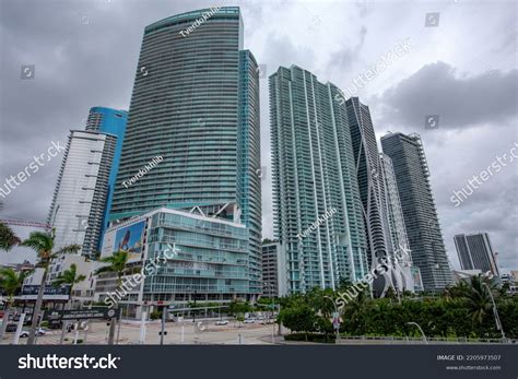 Miami Fl Usa 2020 Skyscrapers Miami Stock Photo 2205973507 | Shutterstock