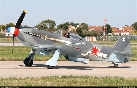 D FLAK Private Yakovlev Yak 3U Photo By Peter Moore ID 653663