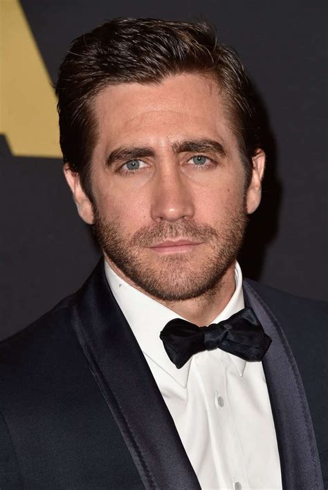 Jake Gyllenhaal Net Worth Height Weight Age Affairs Wiki Facts