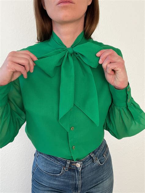 Vintage 1970s Pussy Bow Green Balloon Sleeve Romantic Buttoned Etsy