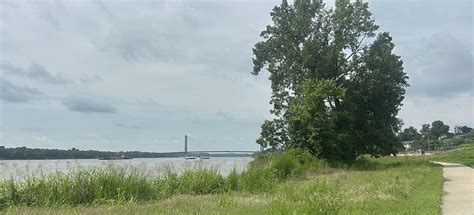 Riverfront Walkway, Missouri - 35 Reviews, Map | AllTrails
