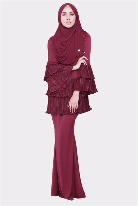Modern Pleated Baju Kurung Pleated Crop Kurung From Lubna In Blue