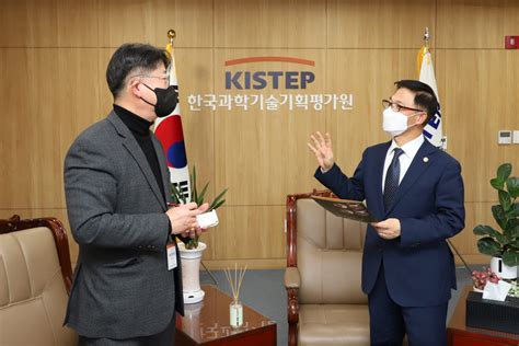 데스크가 만났습니다 정병선 Kistep 원장 기술패권 출구 과학기술뿐혁신도전형 연구 중요 전자신문