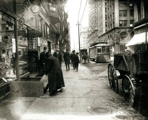 30 Stunning Vintage Photographs Of St Louis Streets In The Early 20th