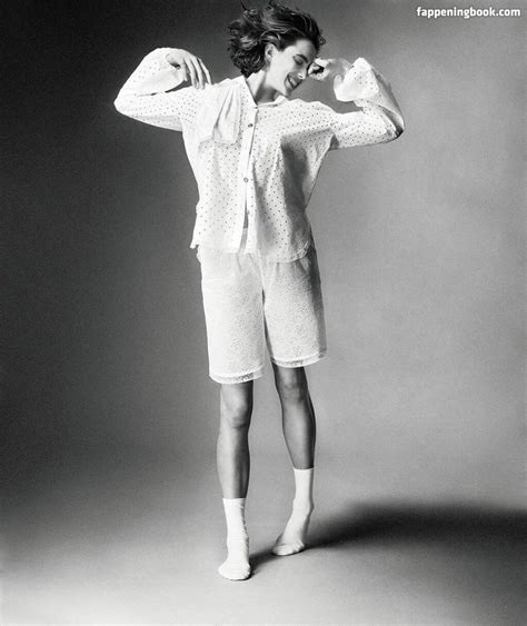 Margaret Qualley Nude OnlyFans Leaks The Fappening Photo 4733621 FappeningBook