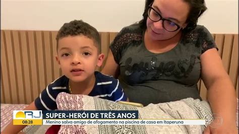 Menino De 3 Anos Salva Amiguinho De Afogamento Na Piscina De Casa Bom