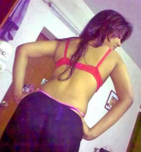 Pakistani Girls Big Boobs And Ass Shut Salwar