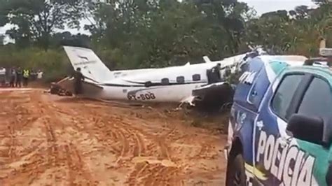 Brasil 14 Muertos Al Caer Avión Con Turistas