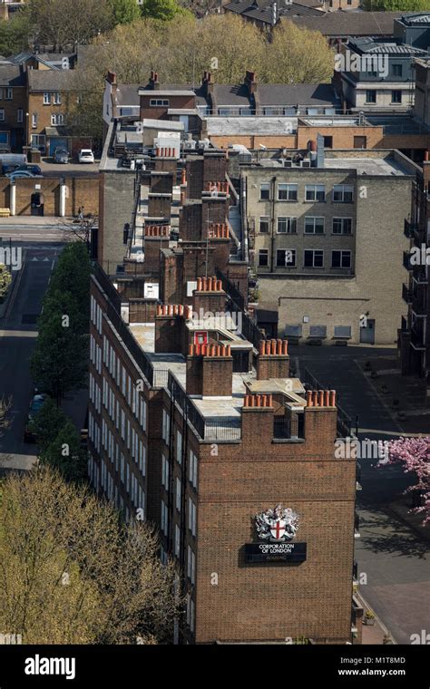 London Social Housing Hi Res Stock Photography And Images Alamy