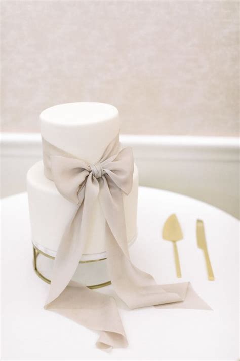 30 Trendy And Beautiful Bow Wedding Ideas Weddingomania