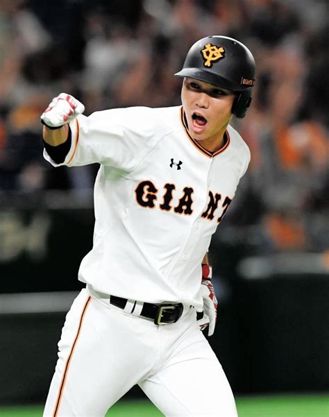 巨人・坂本勇、六回に7号先制2ラン 山口俊は六回まで無安打投球野球デイリースポーツ Online