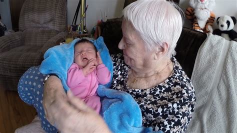 Great Grandmother Meets Great Granddaughter Youtube