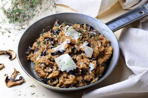 Risotto Aux Champignons Des Bois Espuma De Reggiano Coulis De Persil