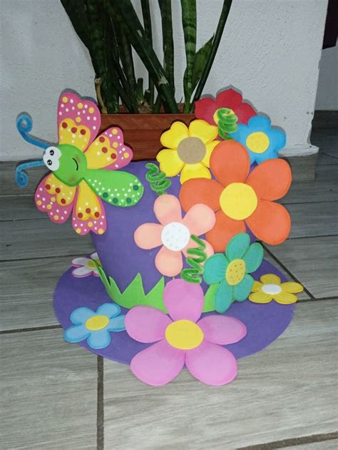 Sombrero De Foami Con Mucho Color Spring Hat Parade Easter Hat Parade