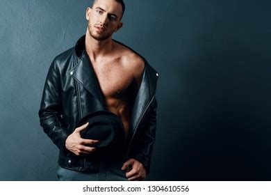 Sexy Handsome Man Naked Torso Black Foto Stok 1304610556 Shutterstock