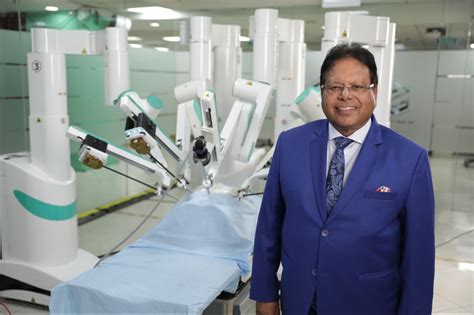 India's First Surgical Robot Completes 100 Successful Surgeries In 6 ...