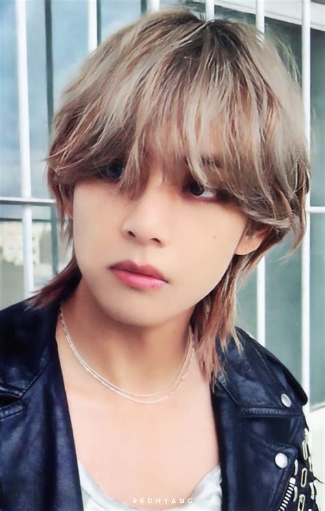 Bts Community Post 김태형 씨 솔로 데뷔 앨범 마이크로 프로모션 기간이 끝났으니 이제 위버스 라이브로 와