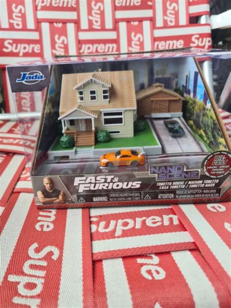 JADA TOYS FAST And Furious Nano Scene Toretto House Toyota Supra Hot