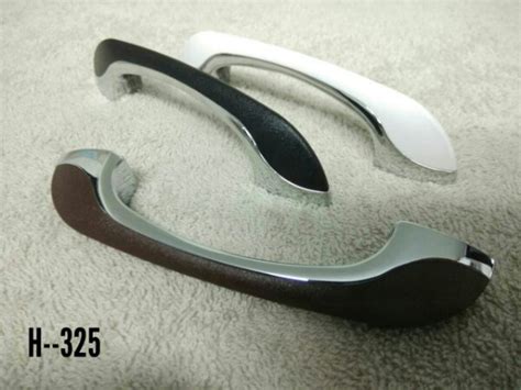 Silver SS Cabinet Pull Handle For Door Fitting Finish Type Stainless