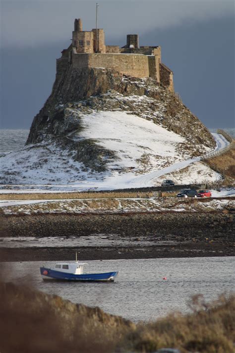 Lindesfarne Castle in England #AmazingCastles #EnglishCastles | English ...