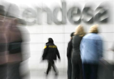 Endesa Gana Un 70 Menos Por El Desplome Del Gas Y El Impuesto