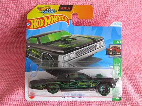 13 Netflix Let s Race Hot Wheels LAYIN LOWRIDER Neu und originalverpackt in Emmenbrücke für