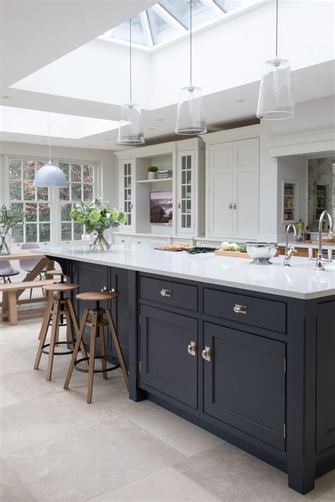 Contrasting Kitchen Island Ideas For A Stand Out Space Artofit