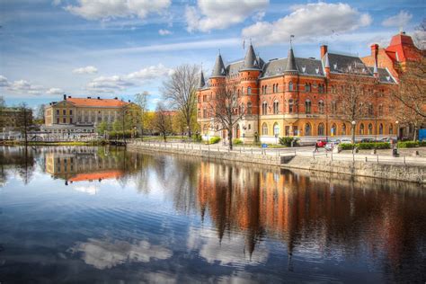 TOUCHING HEARTS: Örebro Castle and city - Sweden