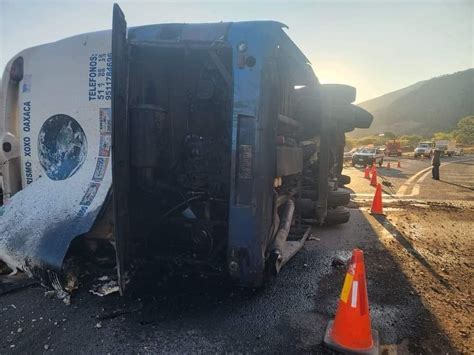 Tragedia En La Supercarretera Cuacnopalan Oaxaca Fallecen Migrantes