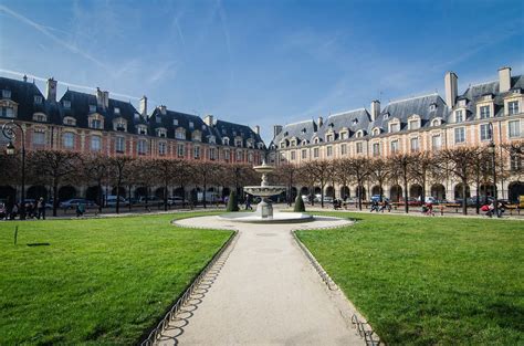 Le Quartier Du Marais A L Assaut Du Patrimoine