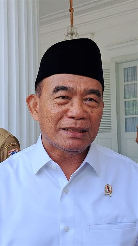 Prabowo Gibran Menang Tipis Dari Anies Cak Imin Di TPS Keluarga Ratu